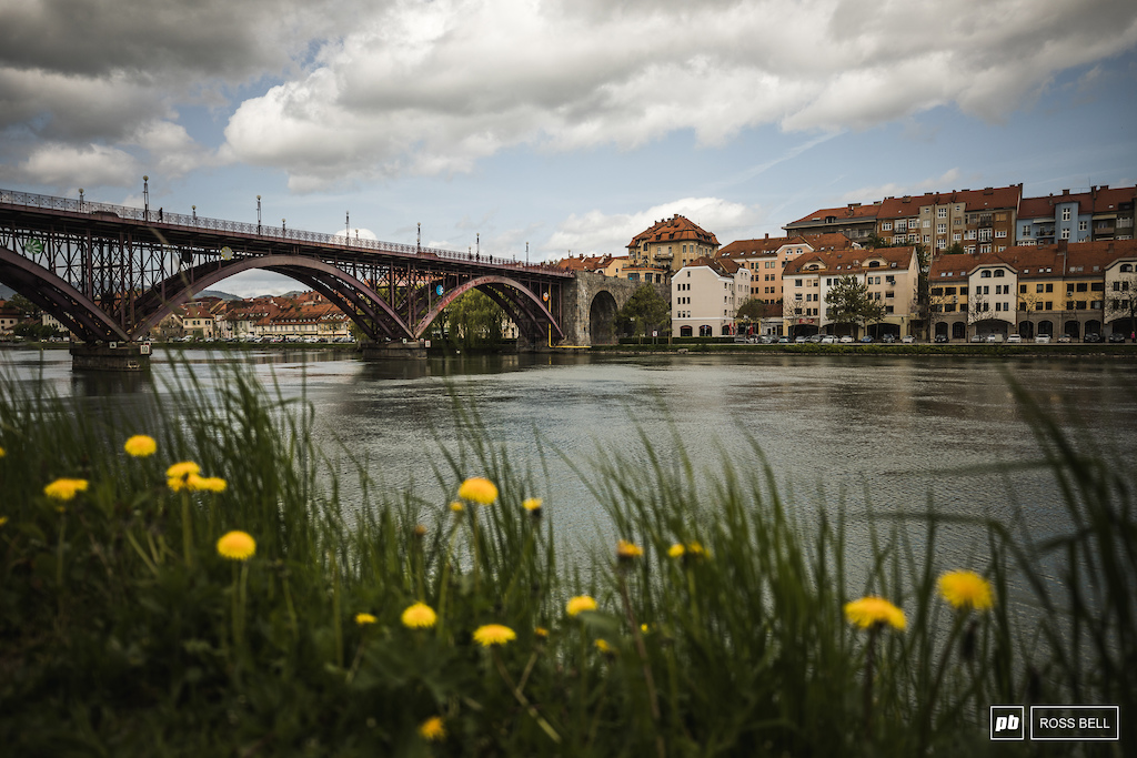 The quaint banks of the Drava river which runs right through the heart of Maribor.