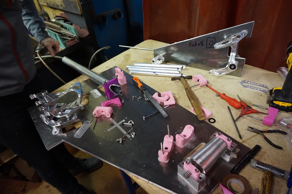 AMOS Design A1 bike build