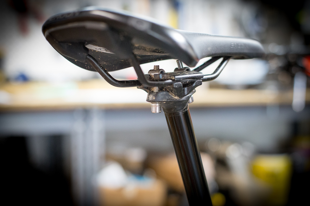 Review Funn's UpDown Dropper Post Eliminates Unwanted Sagging, But Isn