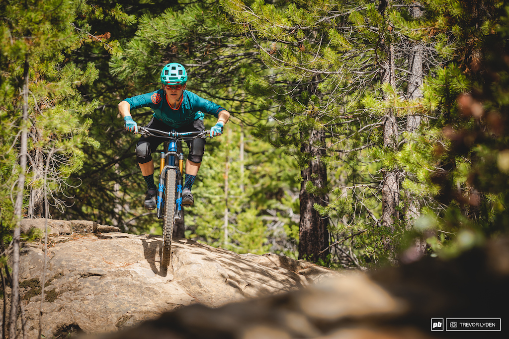 Yeti Women's Mountain Bike Clothing Review by Crankjoy