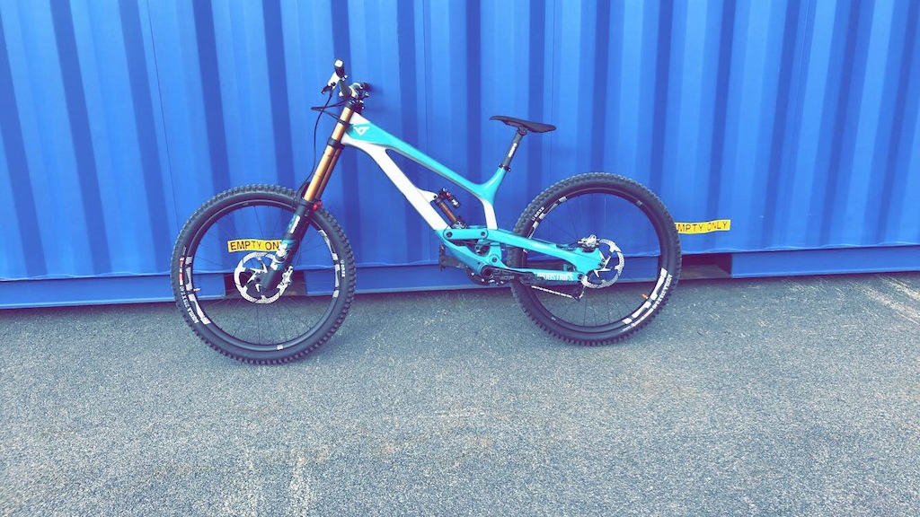 fast as hell, yt tues cf pro 2019 to the next level