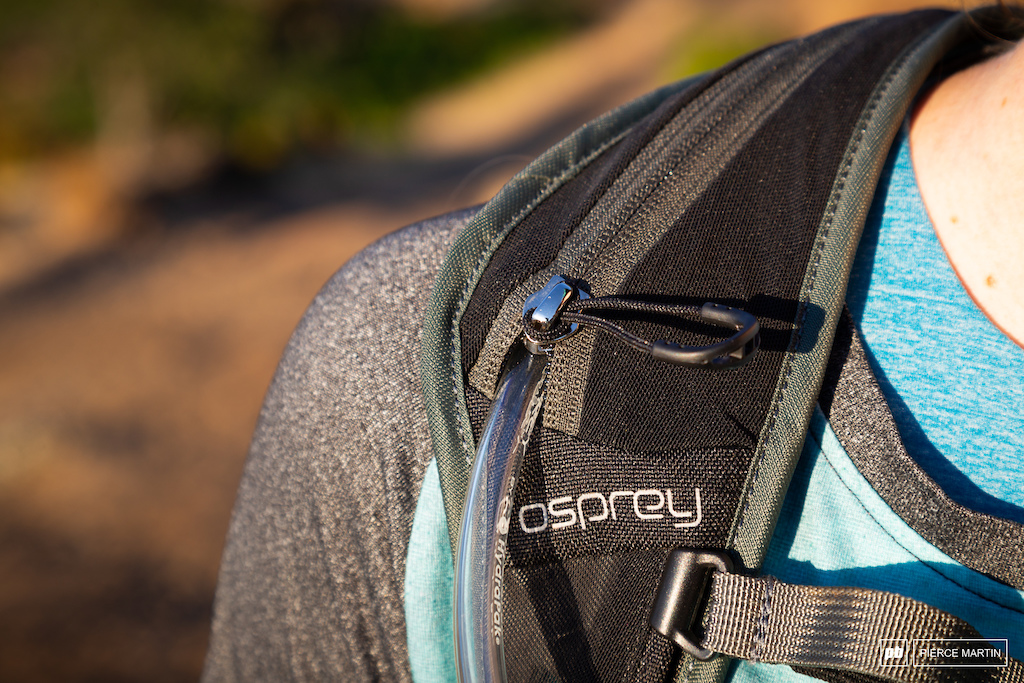 7 Mountain Bike Hydration Packs Ridden & Rated by nkrohan - Pinkbike
