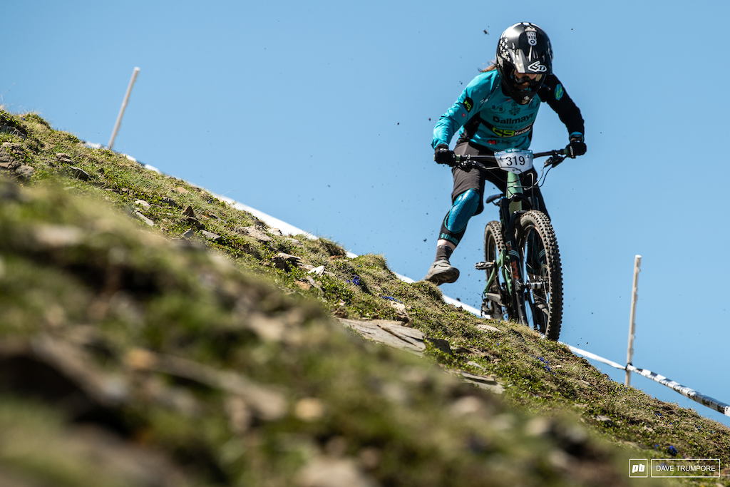 German Enduro Champ, Raphaela Richter is having an amazing weekend and currently sits in 2nd at her first EWS since 2017.
