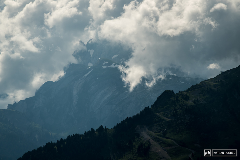 For all the menacing cloud lurking behind the big peaks of the Portes du Soleil we never saw a drop of rain.
