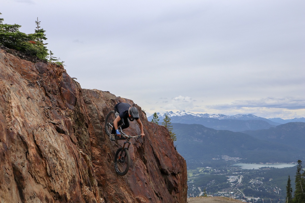 Jose Muñoz riding filthy ape.