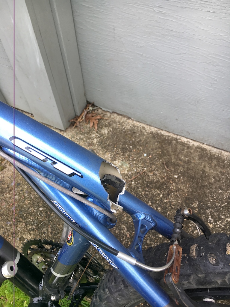 Broken seat stay/frame Broke down 4 miles from camp. Seat tube was 3” below the line, and GT told me to pound sand. Expected more from a Made in USA frame that I’ve enjoyed from day one.