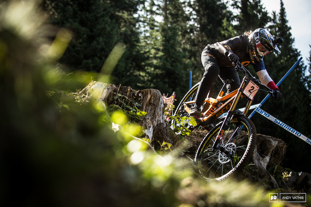 Marine Cabirou was a few seconds back off the pace but still managed to qualify third.