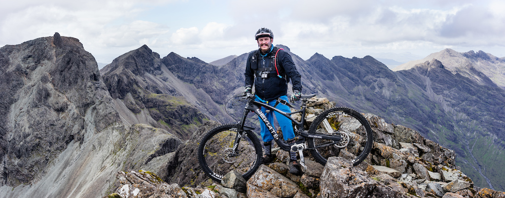 Image by Adrian Trendall of All Things Cuillin