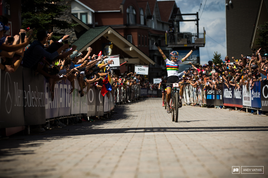 World Champion last weekend and this is the cherry on top to finish the year. Pauline takes the win here in Snowshoe.