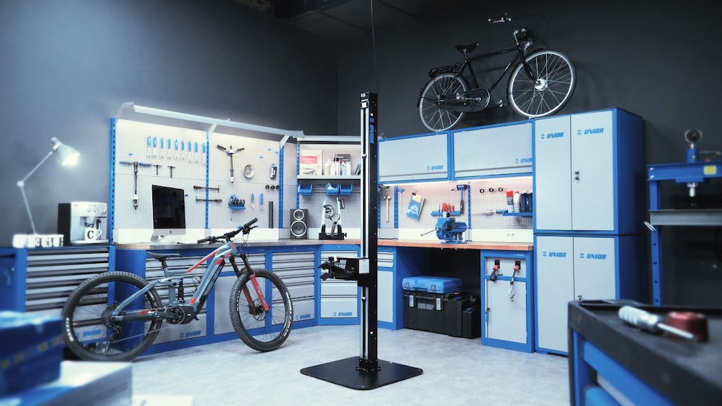 Unior store bike stand