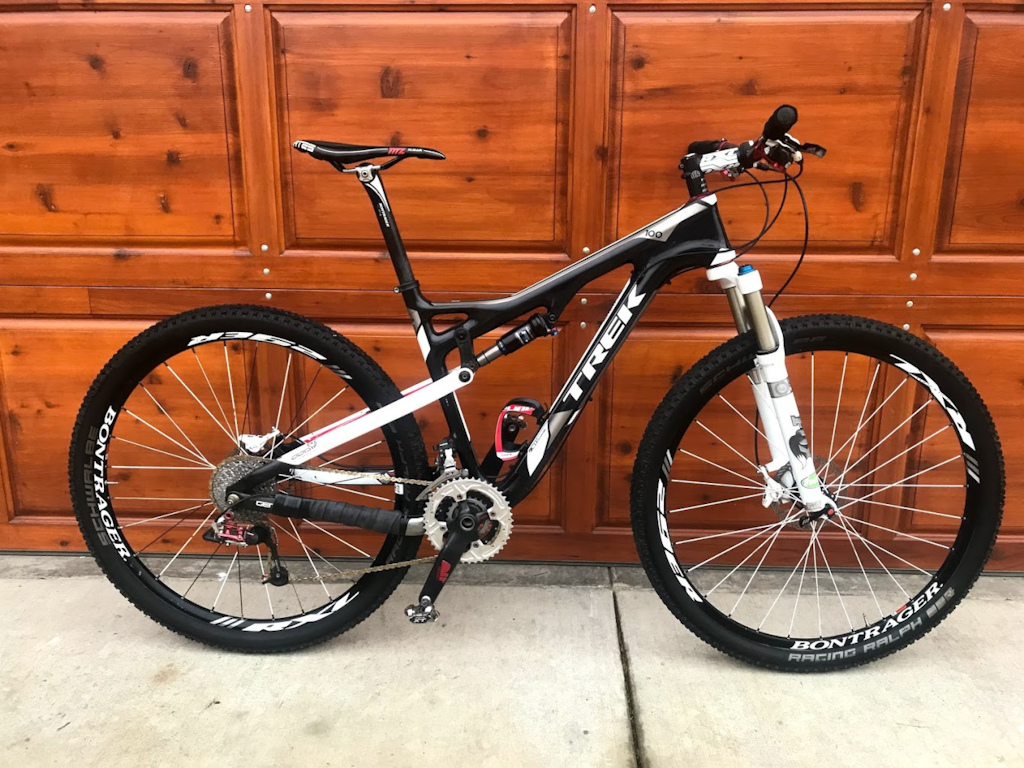 in Salmon Arm, British Columbia, Canada photo by crazyskinut Pinkbike