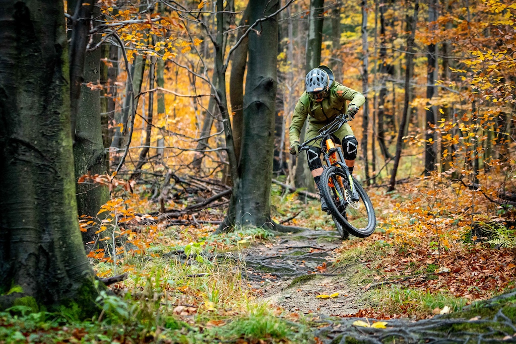 Leatt Announces 2020 DBX Mountain Bike Jacket Line - Pinkbike