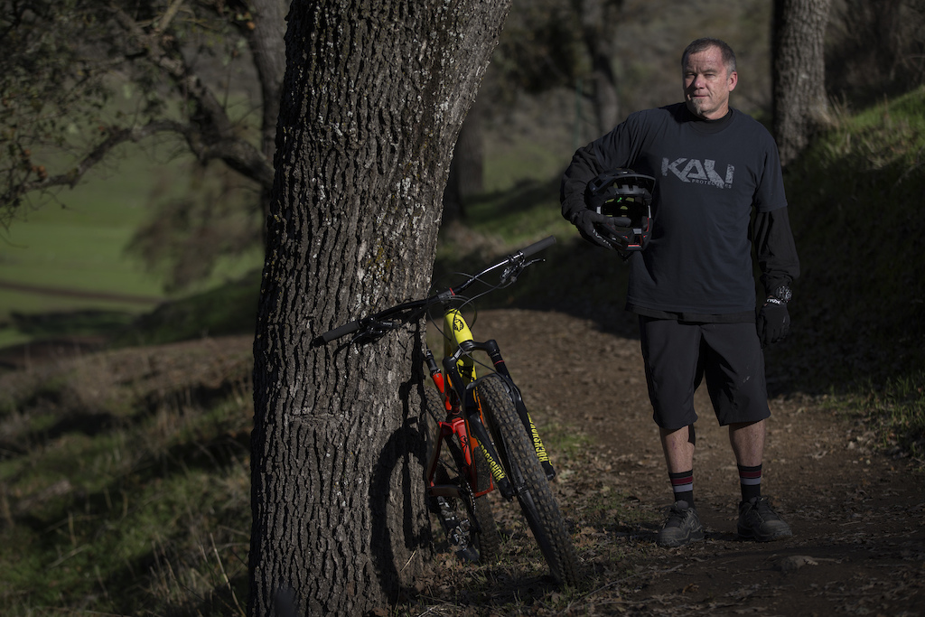 Kali Protectives Founder Brad Waldron rides the all new Kali Invader on his home trails.