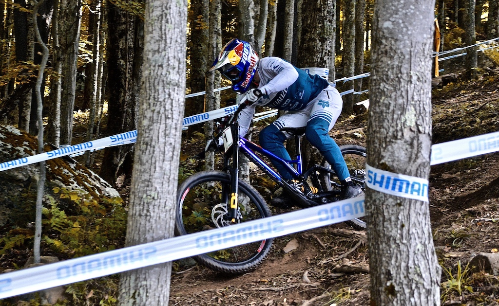Loic Bruni pinned at Snowshoe.