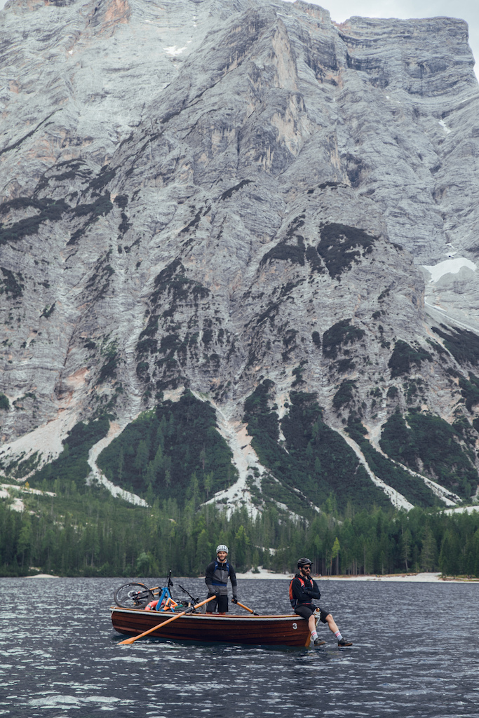 Lago di Braies, Italy.
Photo by Aitor Lamadrid (@aitorlamadrid)
#enduromtb #enduro #trip #mtb