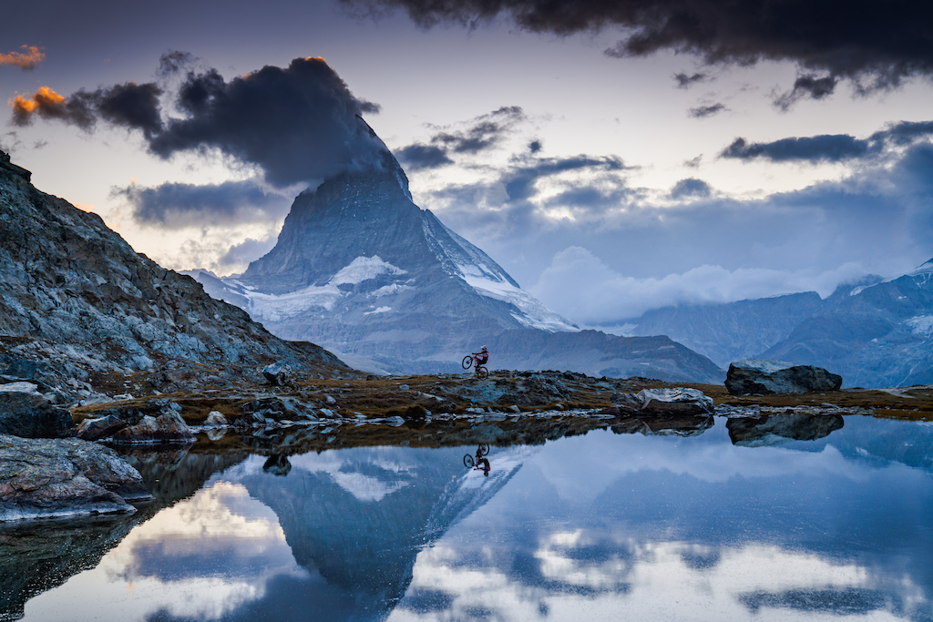 An evening playing under the reflection of the Matterhorn