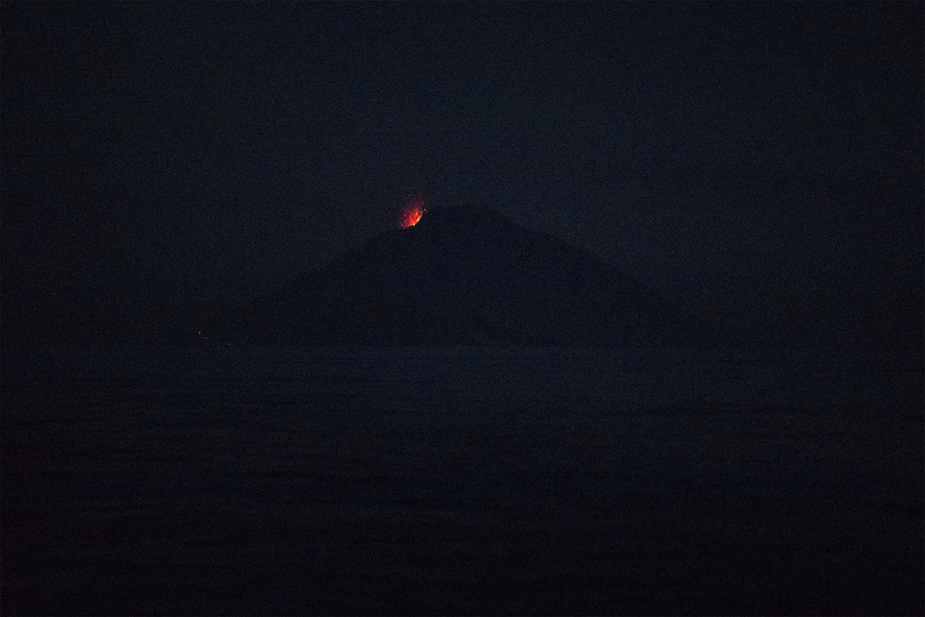 Chasing Volcanoes with Kilian Bron. Photo Jb Liautard jbliautard