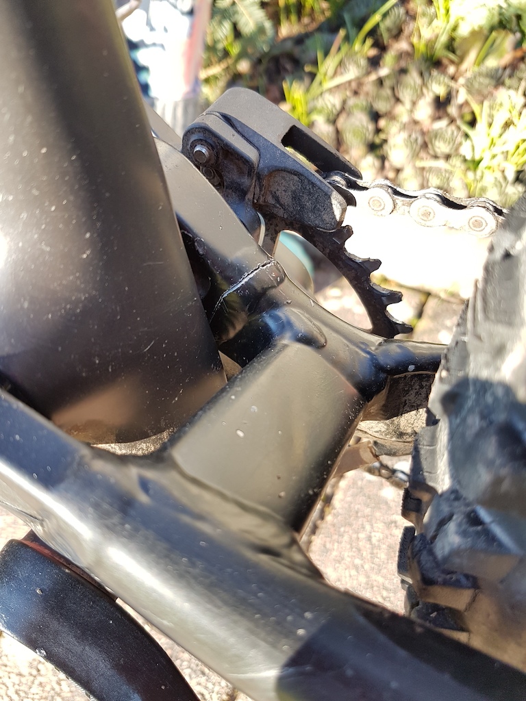 After one year of riding my canyon spectral, the chainstay cracked completely. Im on my 3rd frame btw and the cracked chainstay was not the only problem :). This really shows how bad the quality of canyon bikes is.