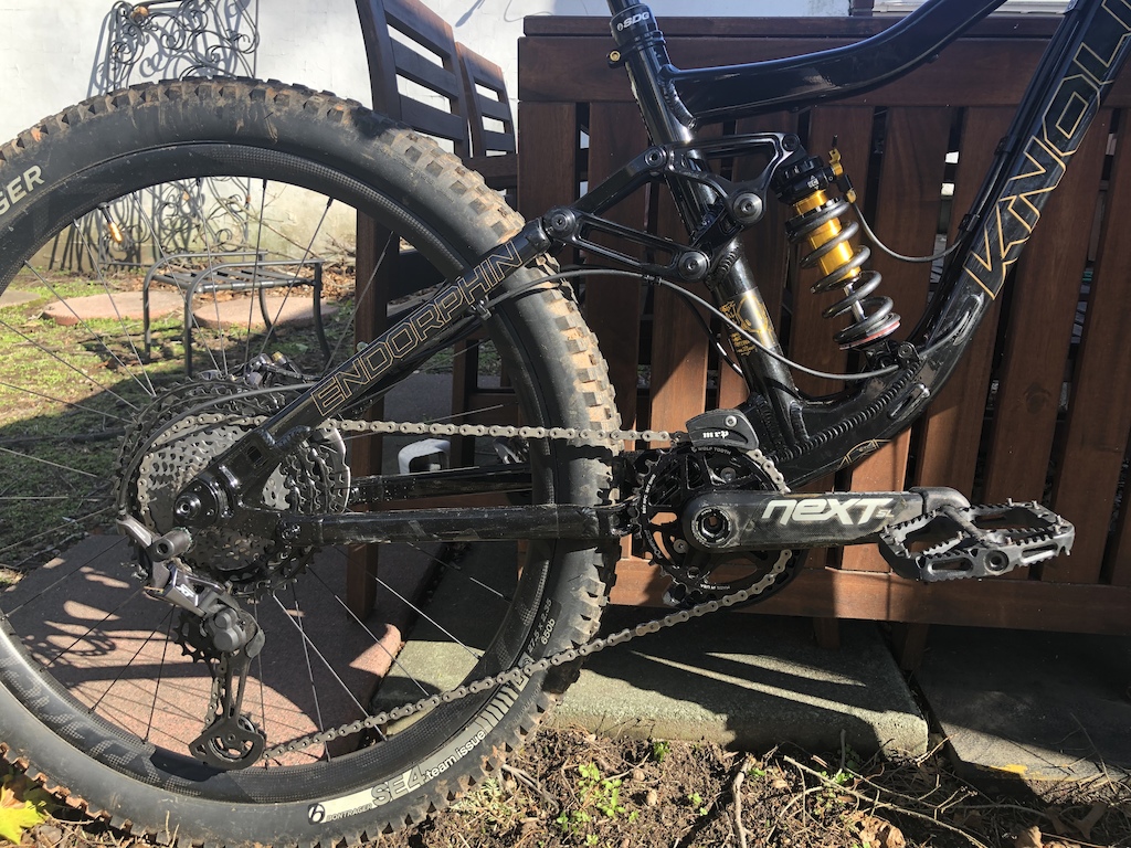 2019 Knolly Endorphin small, CC IL coil, SAR 475 spring, CC CS Remote, 
CC Helm coil 150mm
CC -5 angleset 
All gold TI hardware brakes and stem
RF Turbine 50mm stem, OneUp carbon bars, Tinker dredd grips, WT light action dropper remote, SDG Tellis 125 post, Pro Tunix AF carbon saddle.
RF Next SL cranks, OneUp composite pedals,WT 32t oval sync 12 chainring, XTR chain, cassette, shifter
XT 4piston Brakes 180 rotors and rear derailleur 
Roval Fattie SL wheels, 
30lbs