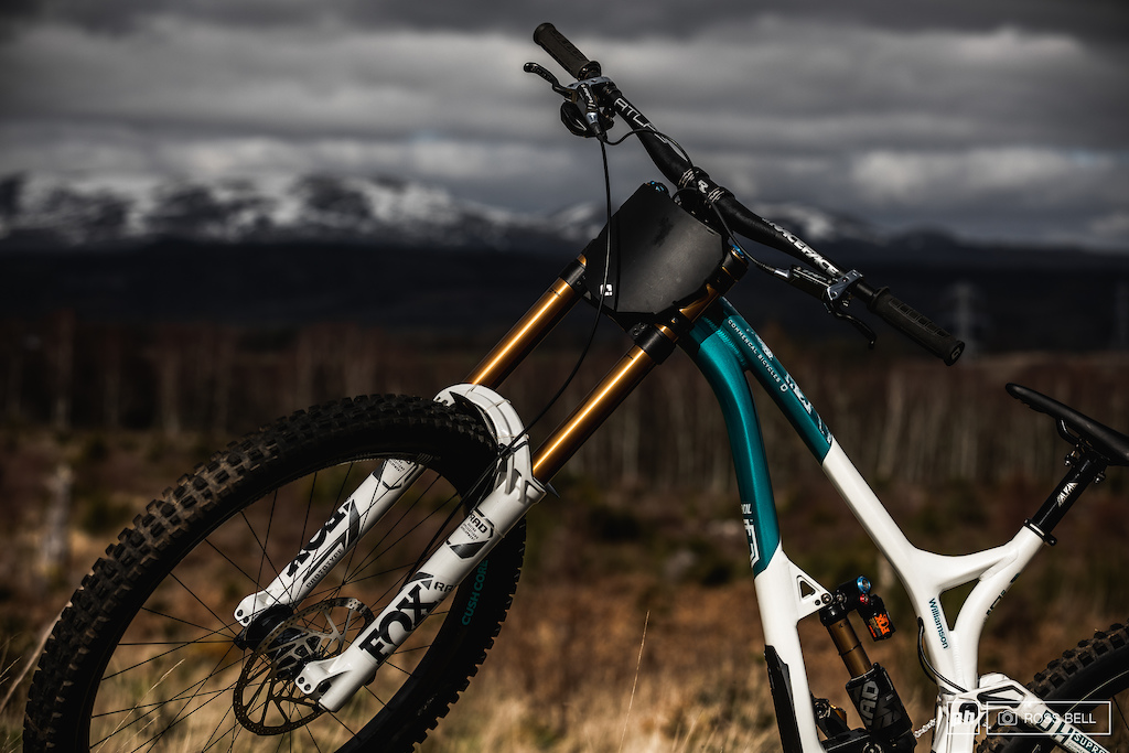 Bike Check: Greg Williamson's Commencal Supreme - Pinkbike