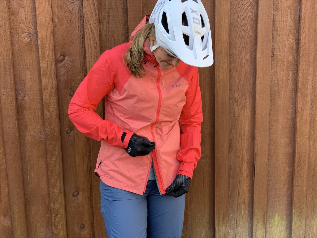 New Spring & Summer Apparel from Gore - Pond Beaver 2020 - Pinkbike