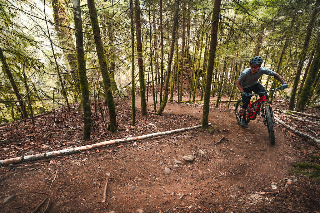 Spot Ryve 115 29 review photo by Max Barron