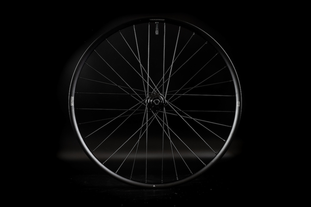 Nukeproof neutron v2 rear sales wheel