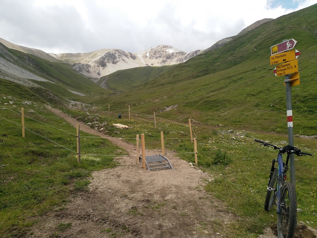 Start of the new trail towards Passo Chaschauna