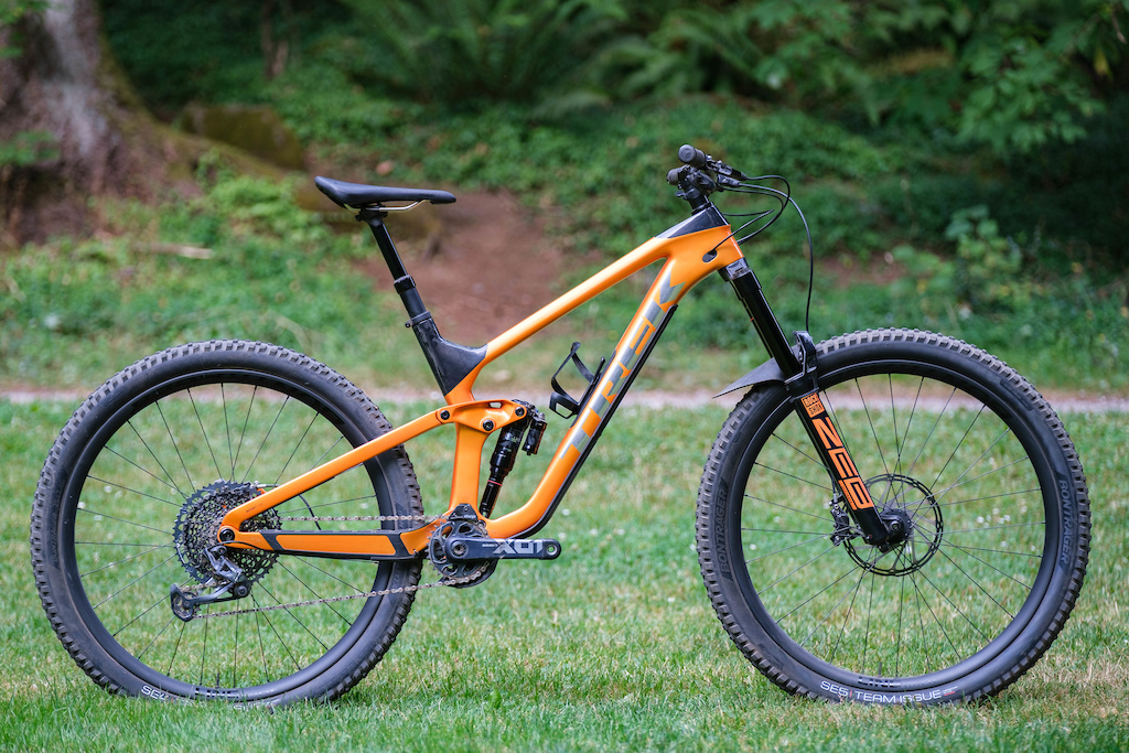 First Ride 2021 Trek Slash Now With Snack Storage Pinkbike