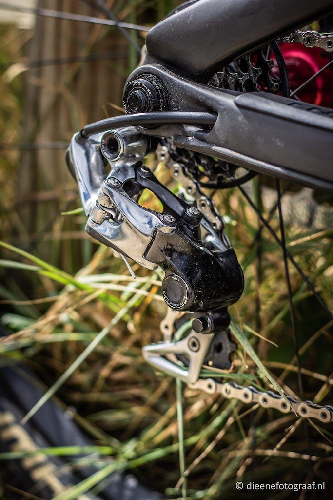 The worlds lightest 27.5 downhill bike?? by christiaan Pinkbike