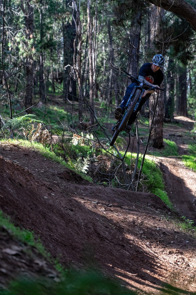 Barspin at Mundaring on the 2021 Specialized Status