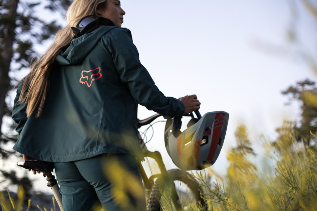 Test de la chaqueta MTB FOX Flexair Neoshell® Water, Alltricks – Blog