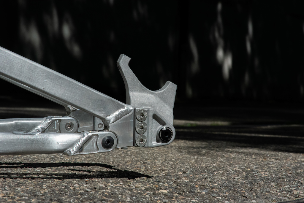 RUNI pre-production frame
