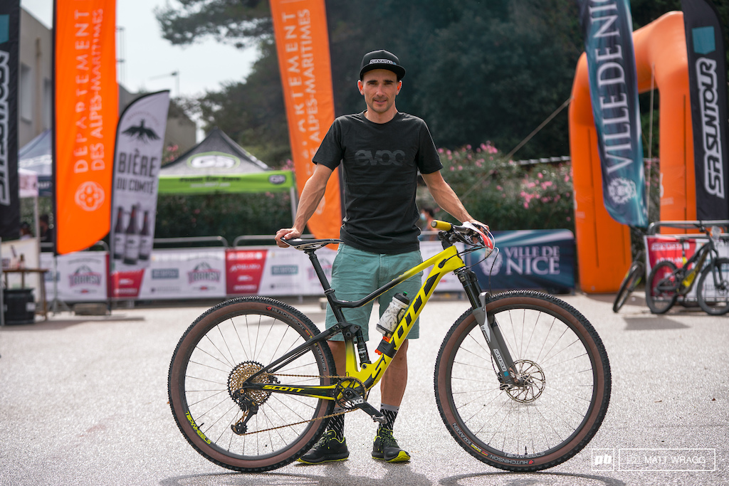 2018 French Marthon champion Emeric Turcat and the Scott Spark RC that took him to his second consecutive victory - for this race he added a dropper post and a 120mm fork compared to his usual racing setup.