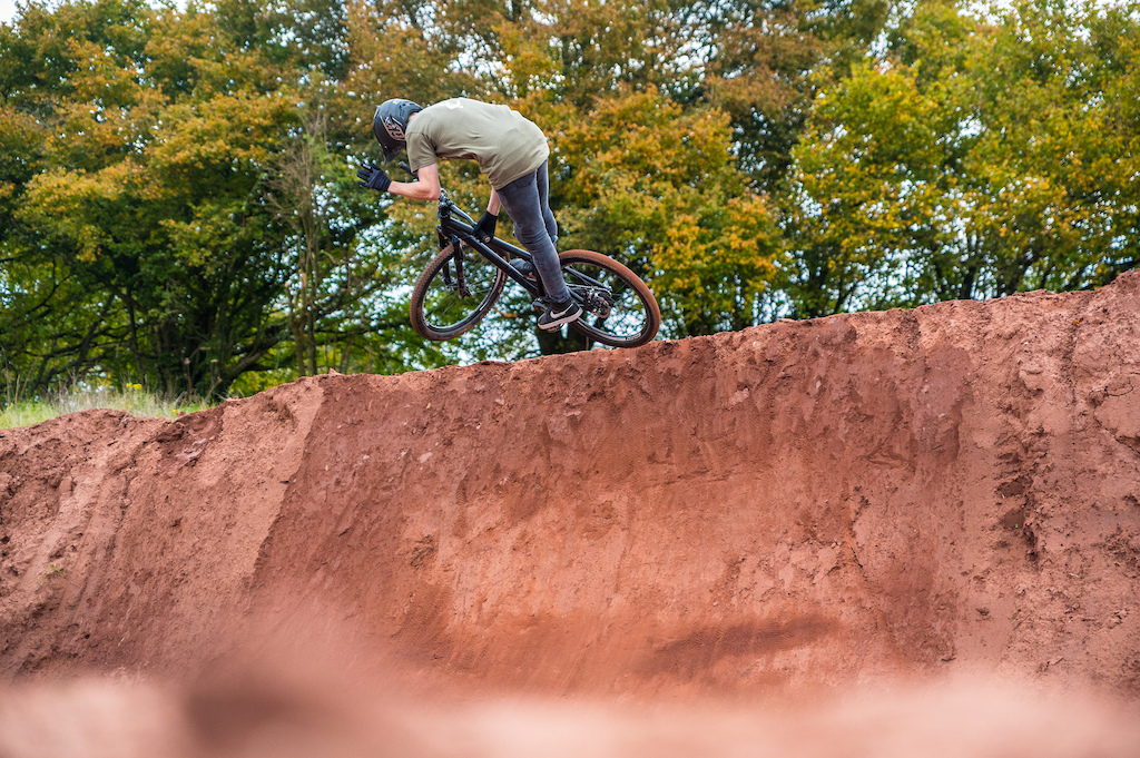 The dirt Quarter pipe proved a fun distraction for the riders as the course was worked on a cheeky 180 barspin.
