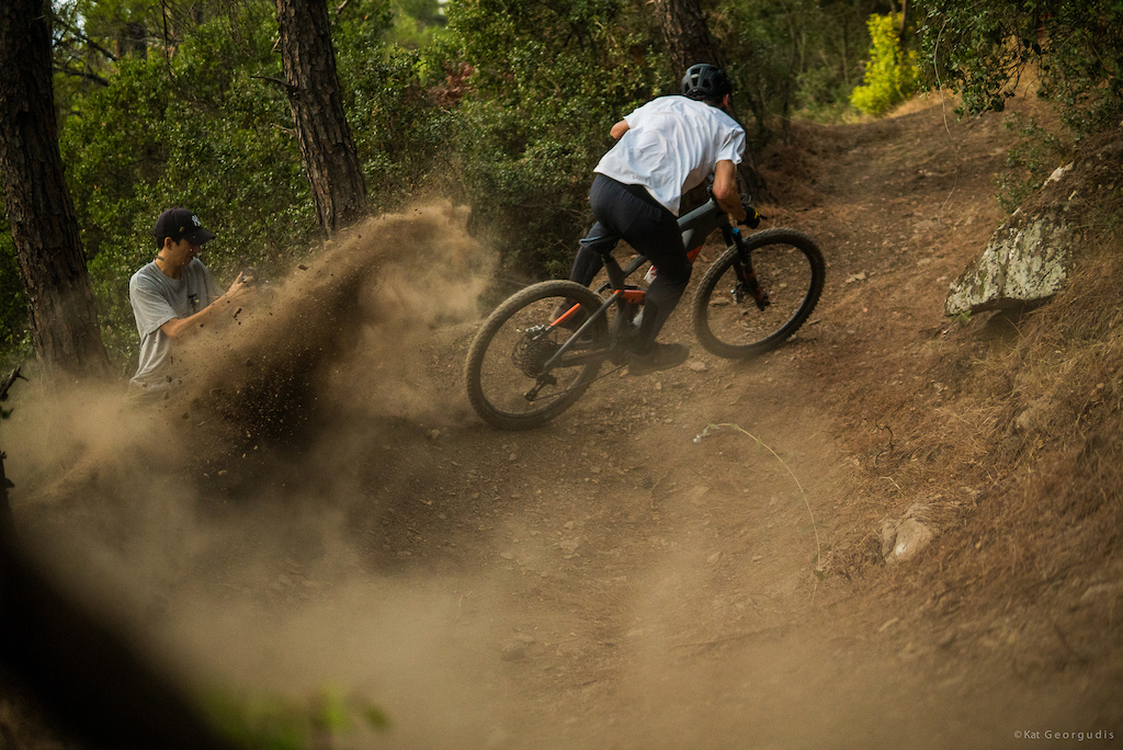 Juice Lubes Home to Roost 2020 Our one and only Home to Roost of 2020 had to be something special and we knew Phil Atwill was the man for the job. Check out the full video at JuiceLubes. Photo by Kat Georgudis.