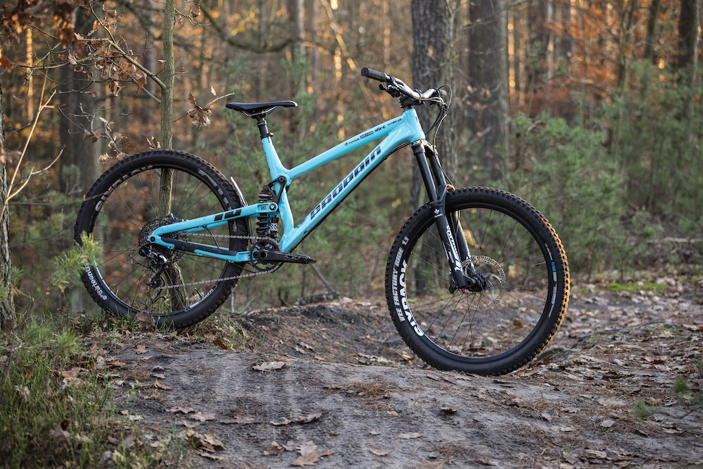 Propain Spindrift in team paint.

#propain #enduro #freeride