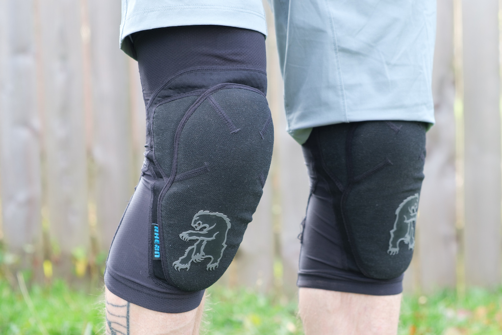 Best pedal friendly knee pads review