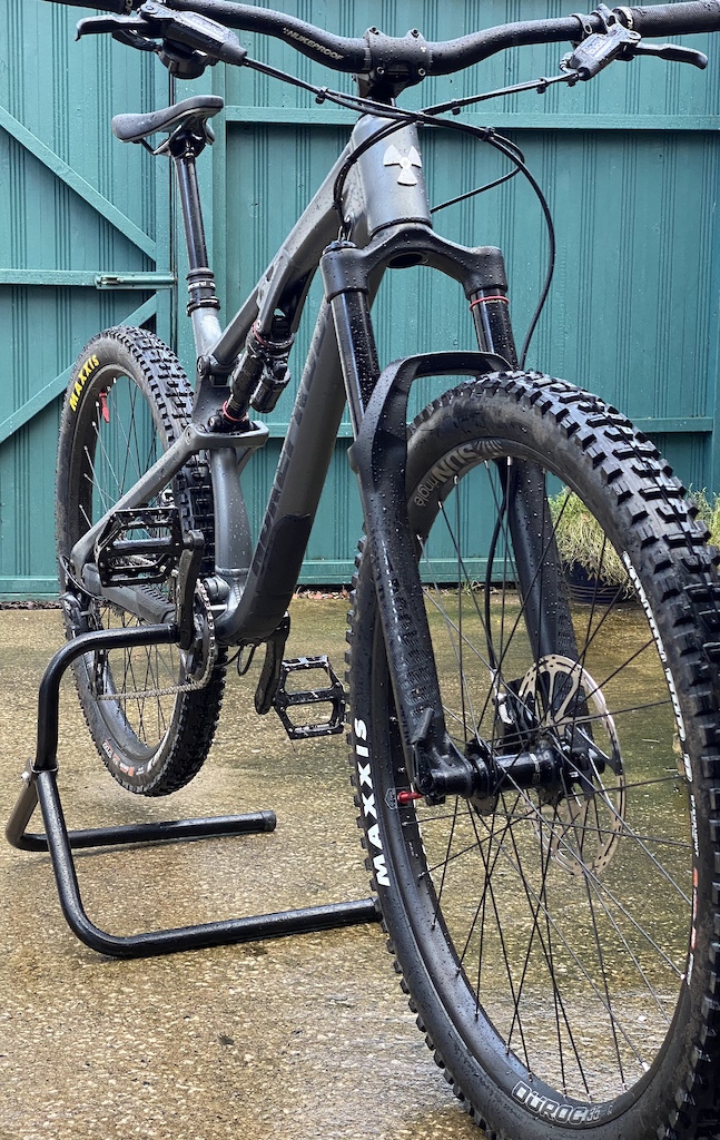 New bike (Nukeproof Reactor Alloy 275 M) just built up