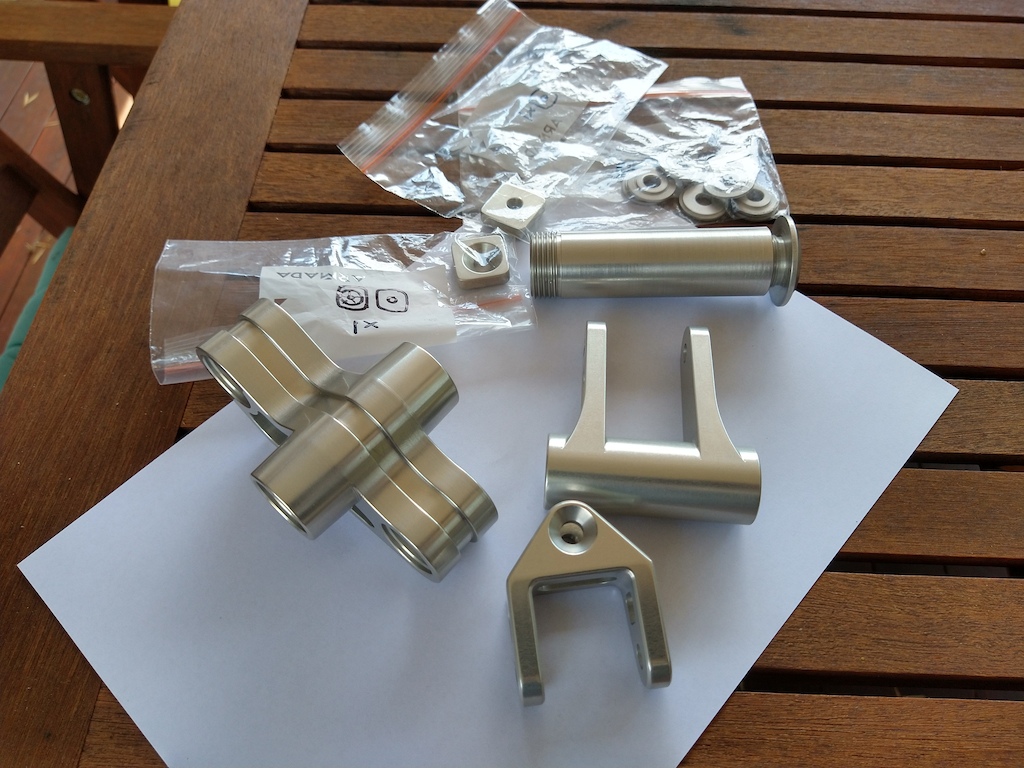 7075 Al bits back from the anodisers.
I polished  them to a mirror finish before and I think it was worth it.