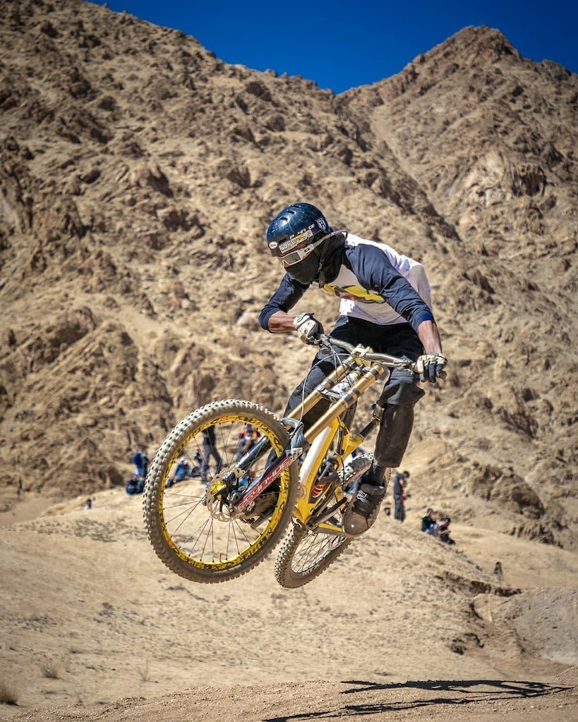 Photo: Tashi Nurboo | www.vinaymenon.com \\ Freerider Mountain Bike e-Magazine | Psynyde Bikes & Components | Haul Apparel India | Loose Riders India | Sharptune