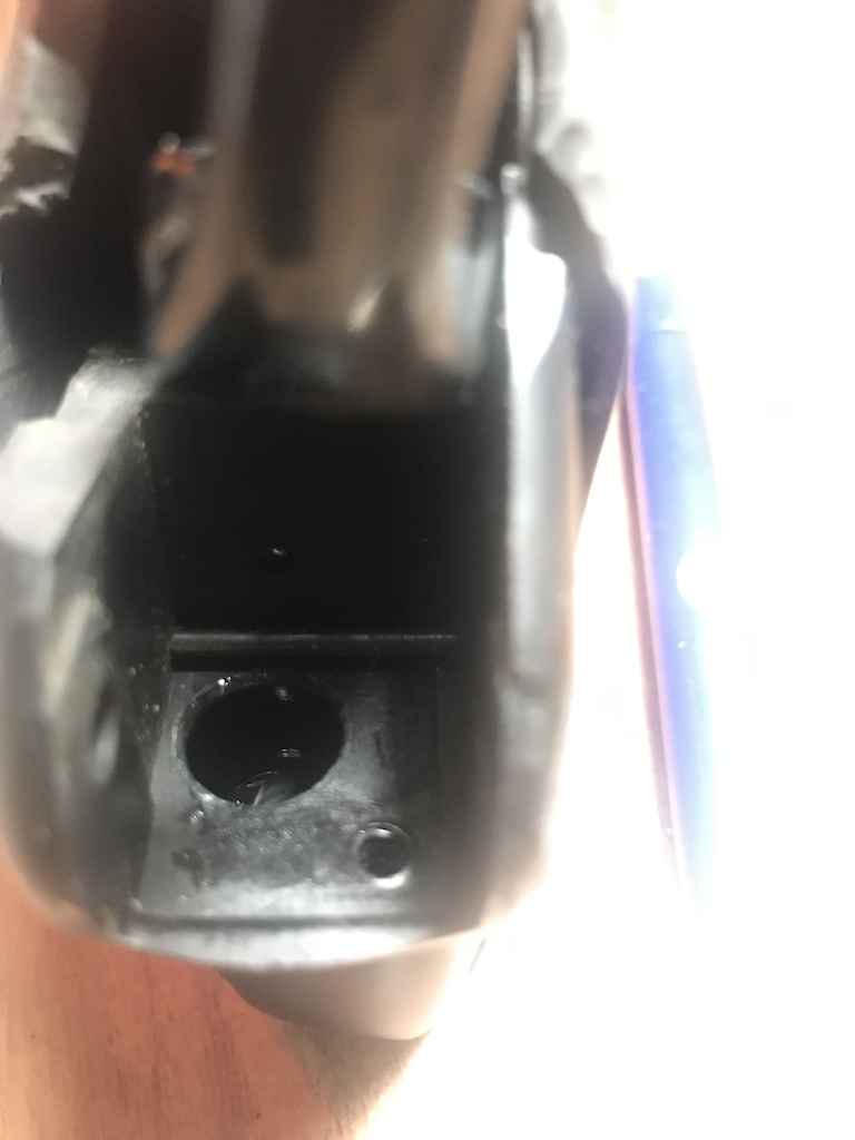 SRAM Rival master cylinder pit
