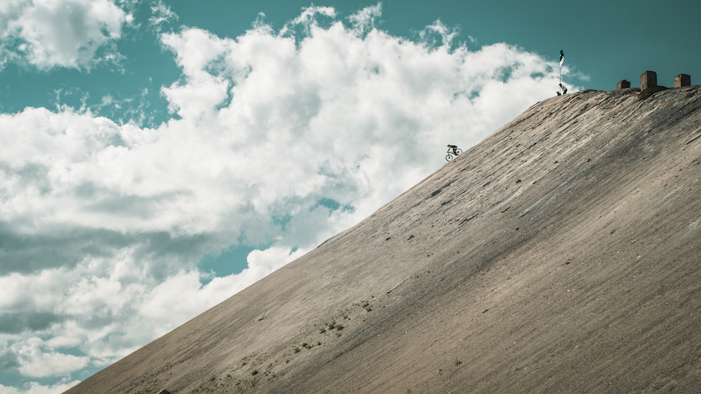 Steep freeride lines on an artificial ash hill.