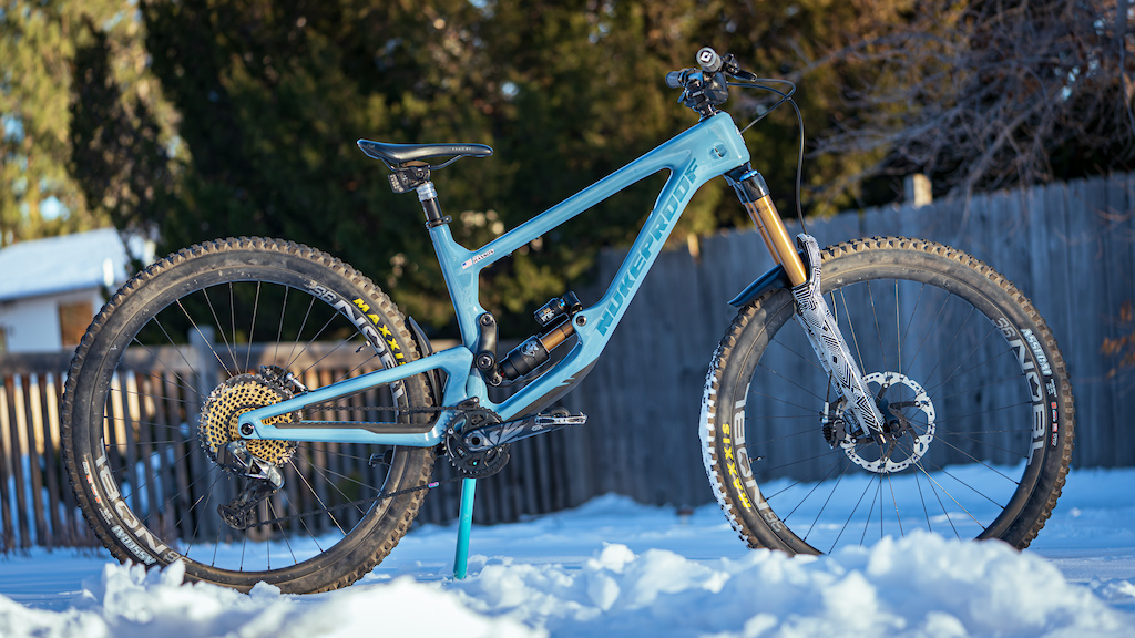 2021 Custom Nukeproof Giga 290