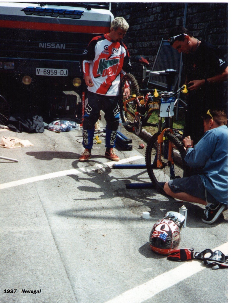 Shaun Palmer 1997 Specialized  DH  bike