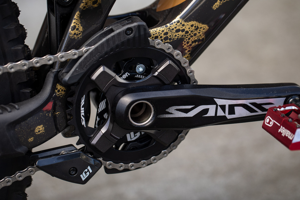 Greg Minnaar vs Luca Shaw vs Steve Peat: 3 Santa Cruz V10s Head to Head -  Pinkbike