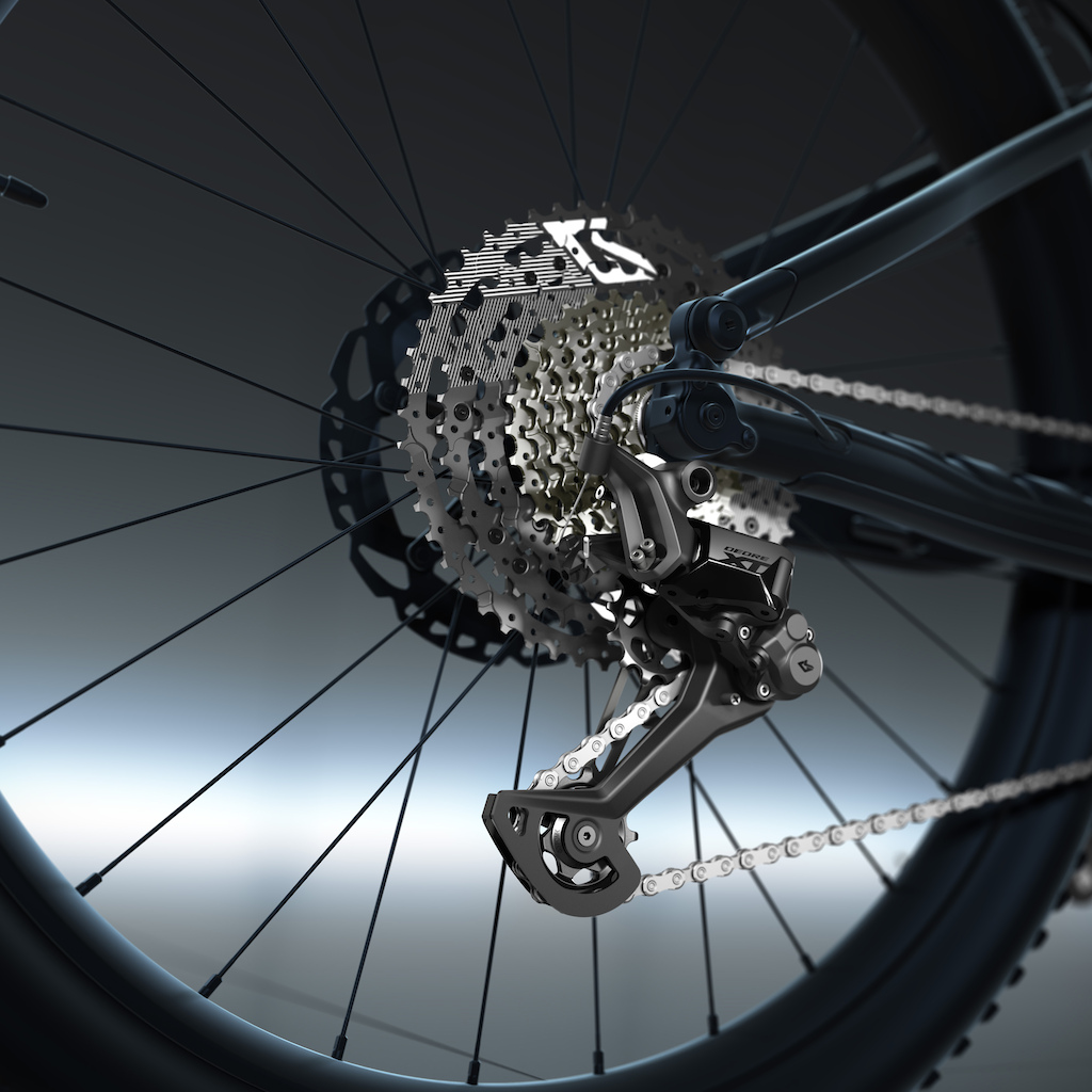 Shimano Introduces New 'Linkglide' Drivetrain Technology with Bold
