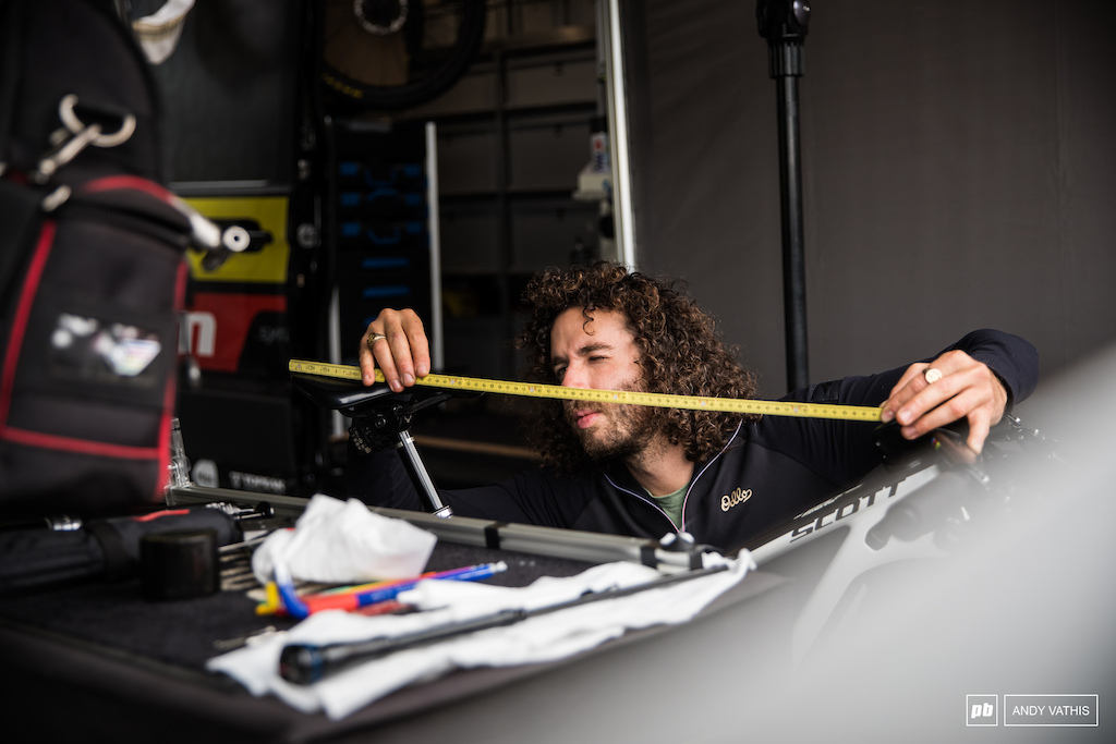 Yanick the mechanic double checking Nino s fit.