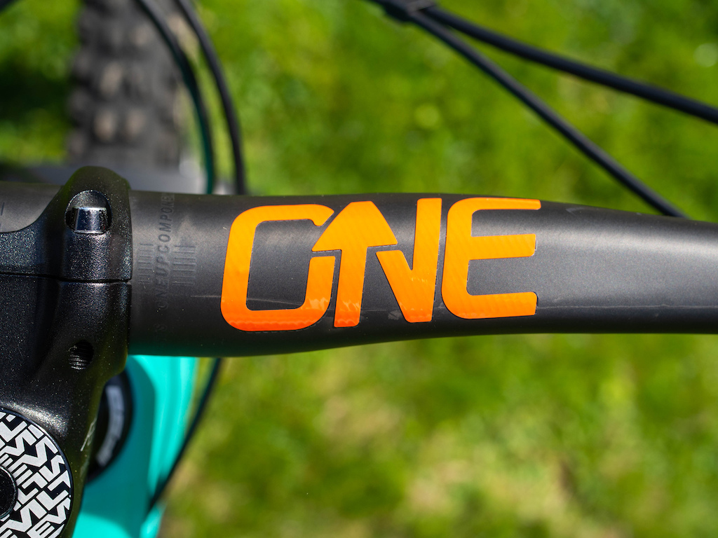 OneUp carbon bars @ 800mm
