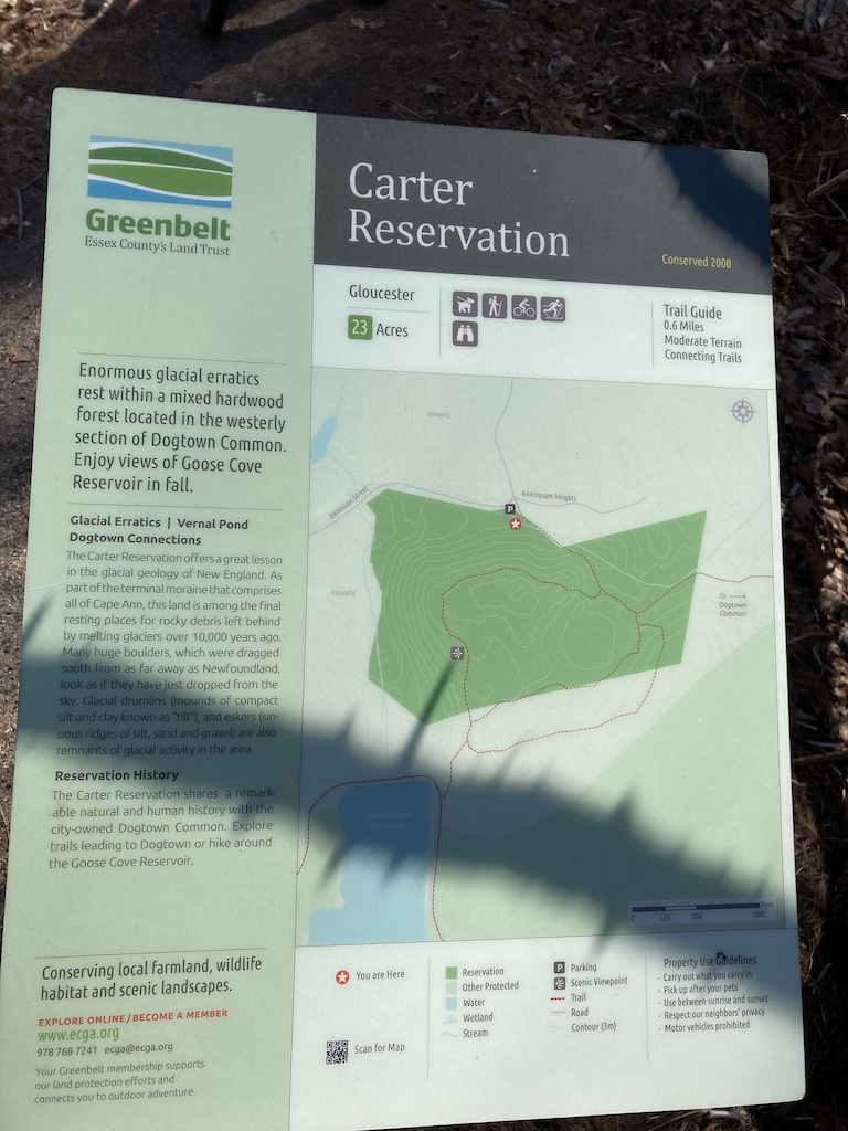 Map at the entrance to Carter Reservation at the corner of Dennison St and Annisquam Heights